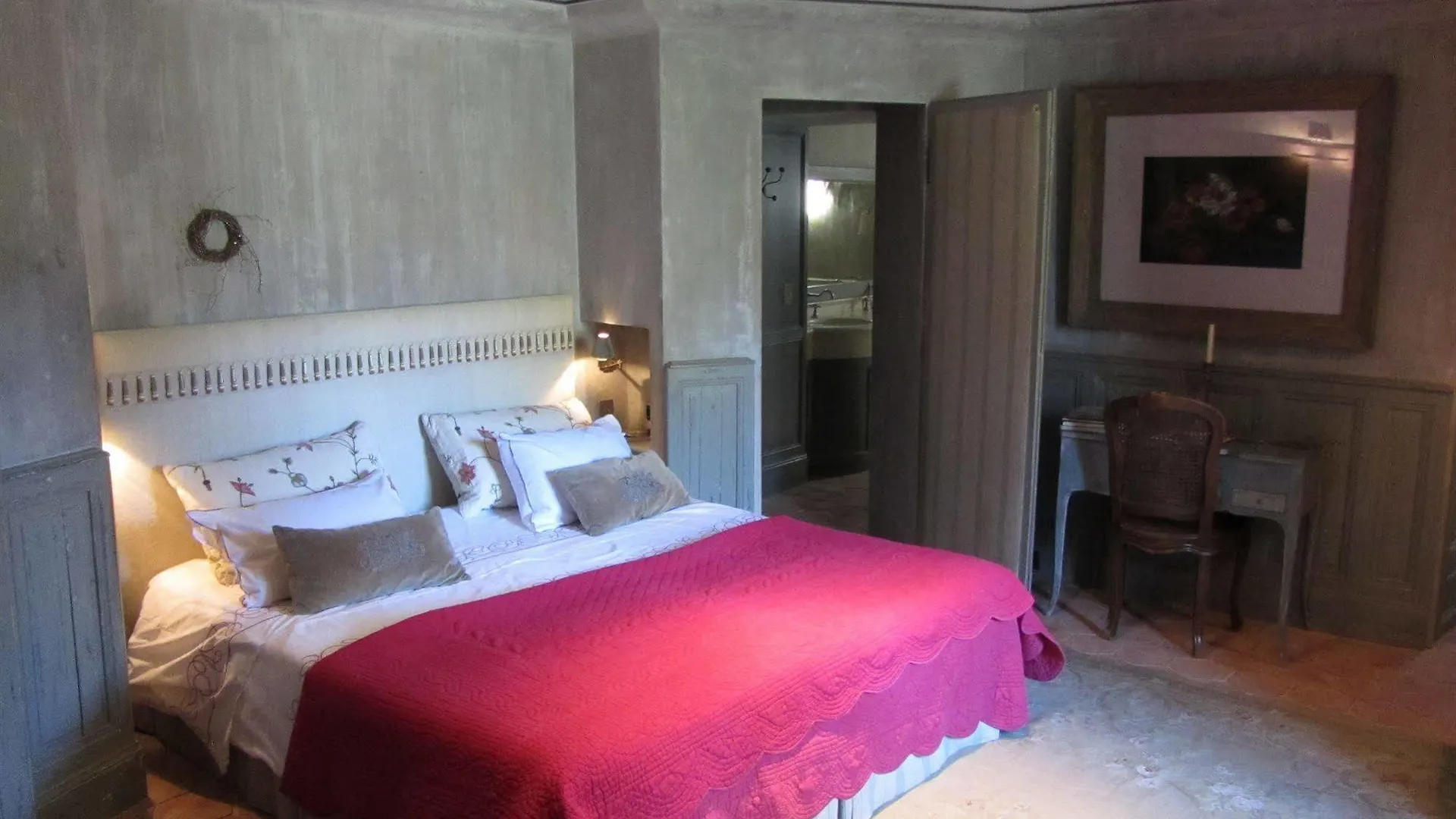 ****  Les Rosees Bed & Breakfast Mougins France